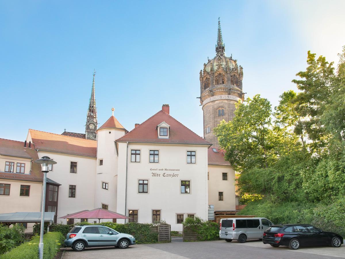 Hotel Alte Canzley Wittenberg Bagian luar foto